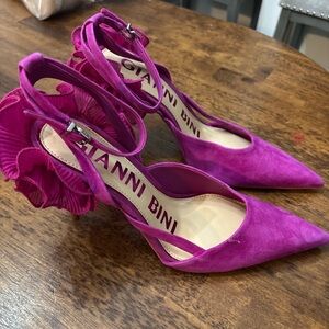 Gianni Bini Fuchsia Heels with Ruffle Detail